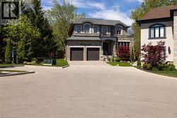 125 PALISER Court Oakville, ON L6K 2H1
