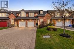 92 BENZIGER Lane  Stoney Creek, ON L8E 6G5
