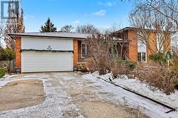 18 CLAYPINE TRAIL  Brampton, ON L6V 3L9
