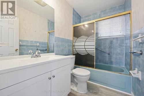 Well-Appointed Four-Piece Bathroom - 4169 Wilcox Road, Mississauga, ON - Indoor Photo Showing Bathroom