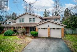 284 BEECHFIELD ROAD  Oakville, ON L6J 5H7