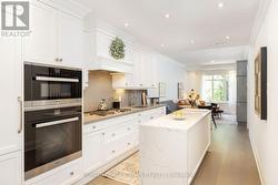 223 - 1900 BAYVIEW AVENUE  Toronto, ON M4G 0A6