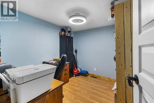 1077 Goat River South Road, Creston, BC - Indoor