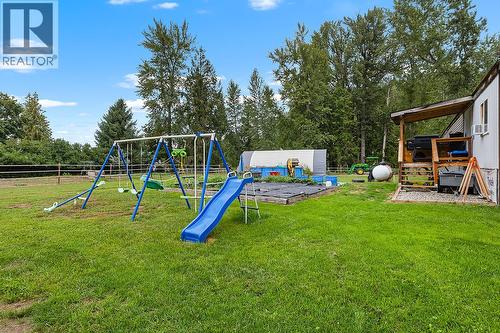 1077 Goat River South Road, Creston, BC - Outdoor