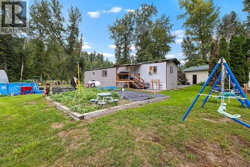 1077 Goat River South Road, Creston, BC - Outdoor