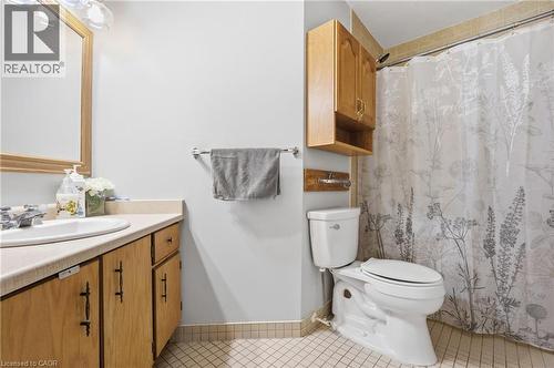 428 Dayna Crescent, Waterloo, ON - Indoor Photo Showing Bathroom