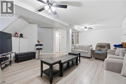 428 Dayna Crescent, Waterloo, ON - Indoor Photo Showing Living Room