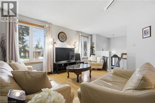 428 Dayna Crescent, Waterloo, ON 