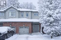 158 KEMP CRESCENT  Guelph (Grange Road), ON N1E 0K1