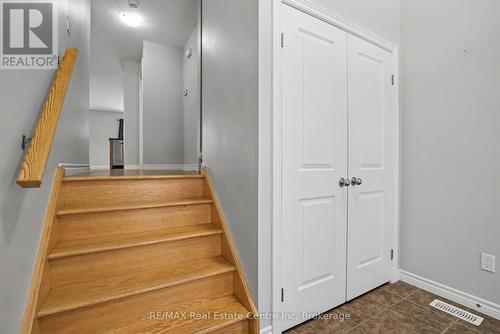 158 Kemp Crescent, Guelph (Grange Road), ON - Indoor Photo Showing Other Room