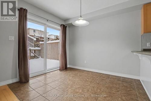 158 Kemp Crescent, Guelph (Grange Road), ON - Indoor Photo Showing Other Room