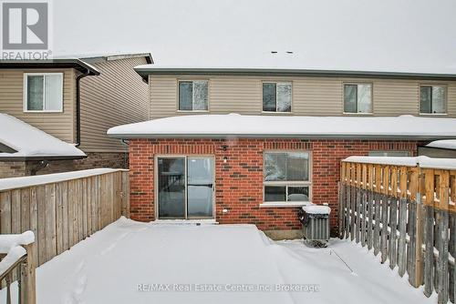 158 Kemp Crescent, Guelph (Grange Road), ON - Outdoor With Exterior