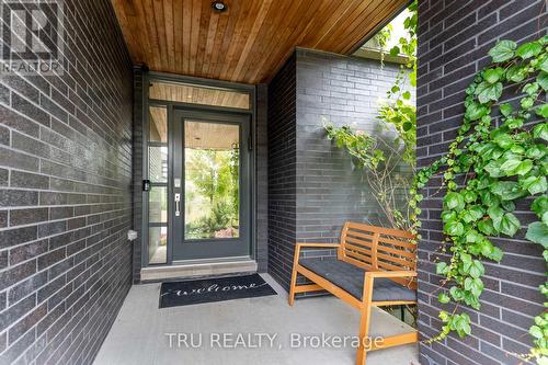 250 Sunnyridge Crescent, Ottawa, ON - Outdoor With Exterior