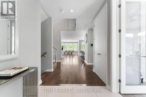 250 Sunnyridge Crescent, Ottawa, ON - Indoor Photo Showing Other Room