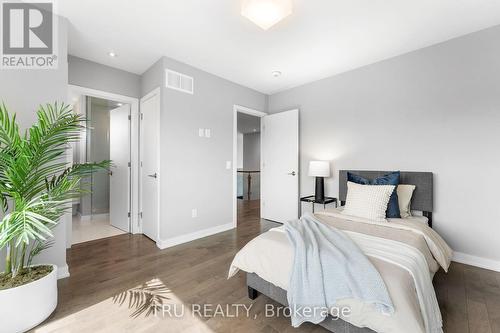 250 Sunnyridge Crescent, Ottawa, ON - Indoor Photo Showing Bedroom