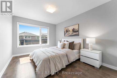250 Sunnyridge Crescent, Ottawa, ON - Indoor Photo Showing Bedroom