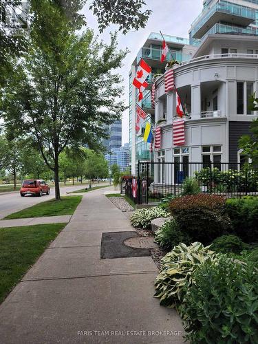 806 - 88 Palace Pier Court, Toronto, ON - Outdoor