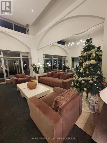 806 - 88 Palace Pier Court, Toronto, ON - Indoor