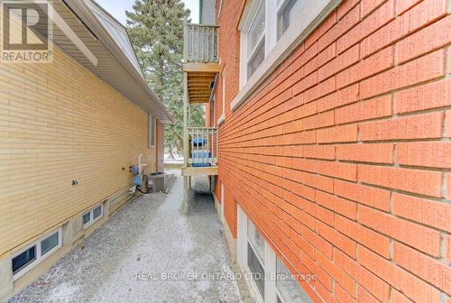 109 Eton Drive, Kitchener, ON - Outdoor With Exterior