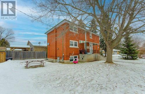 109 Eton Drive, Kitchener, ON - Outdoor