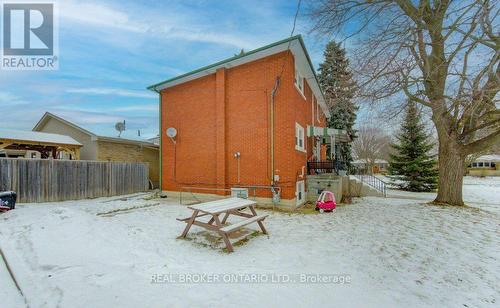 109 Eton Drive, Kitchener, ON - Outdoor