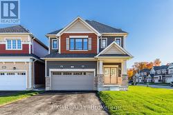 380 BEECHWOOD FOREST LANE  Gravenhurst, ON P1P 0H8