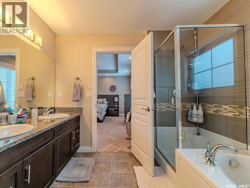 311 115 Salloum Crescent, Saskatoon, SK - Indoor Photo Showing Bathroom