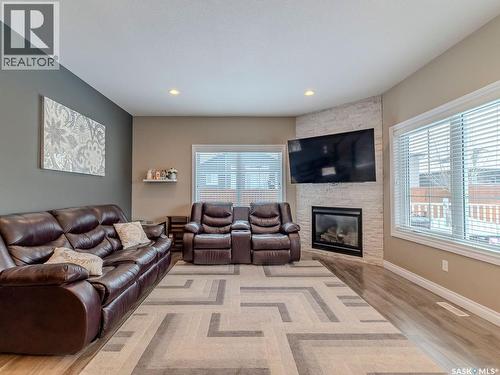 311 115 Salloum Crescent, Saskatoon, SK - Indoor Photo Showing Living Room With Fireplace
