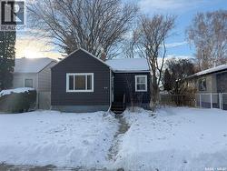 218 Hilliard STREET E  Saskatoon, SK S7J 0E4