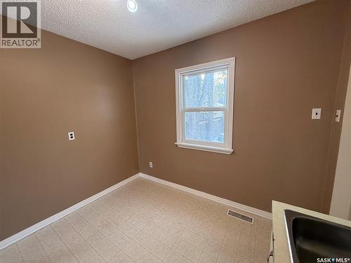 218 Hilliard Street E, Saskatoon, SK - Indoor Photo Showing Other Room
