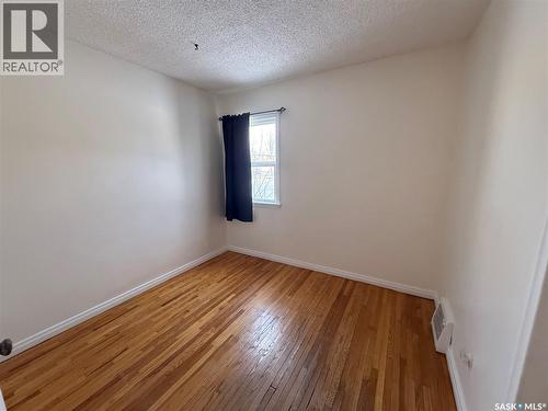 218 Hilliard Street E, Saskatoon, SK - Indoor Photo Showing Other Room