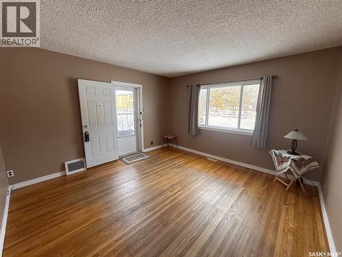 218 Hilliard Street E, Saskatoon, SK - Indoor Photo Showing Other Room