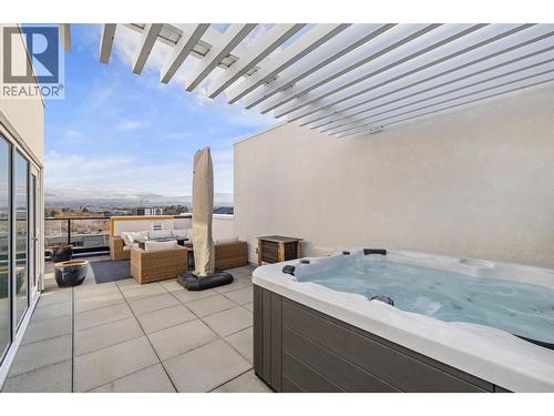 3030 Pandosy Street Unit# 316, Kelowna, BC - Outdoor