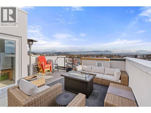 3030 Pandosy Street Unit# 316, Kelowna, BC - Outdoor