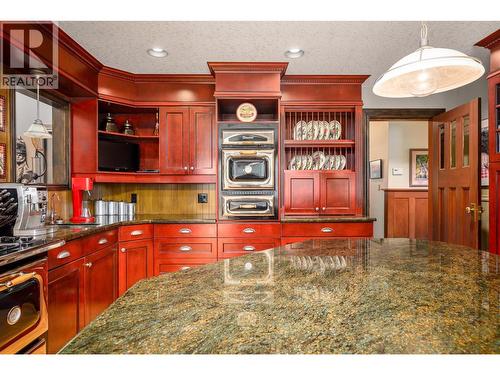 9310 Kalamalka Road, Coldstream, BC - Indoor