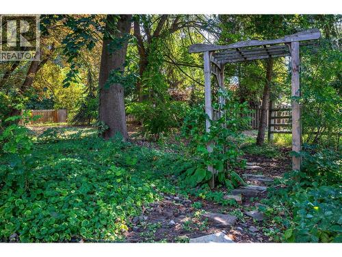 9310 Kalamalka Road, Coldstream, BC - Outdoor