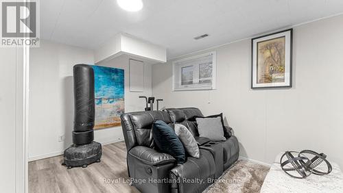 17 Suncoast Drive W, Goderich (Goderich (Town)), ON - Indoor