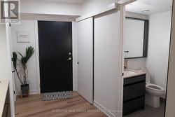 #201 - 5 LAKEVIEW AVENUE  Toronto, ON M6J 0H3