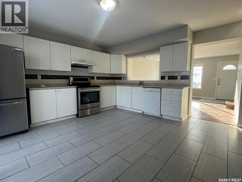 110 103 Rutherford Crescent, Saskatoon, SK - Indoor Photo Showing Kitchen