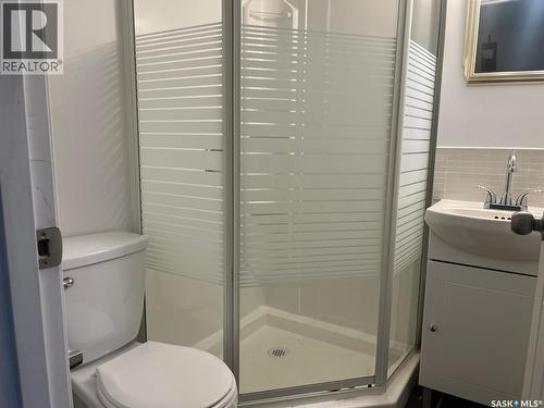 110 103 Rutherford Crescent, Saskatoon, SK - Indoor Photo Showing Bathroom