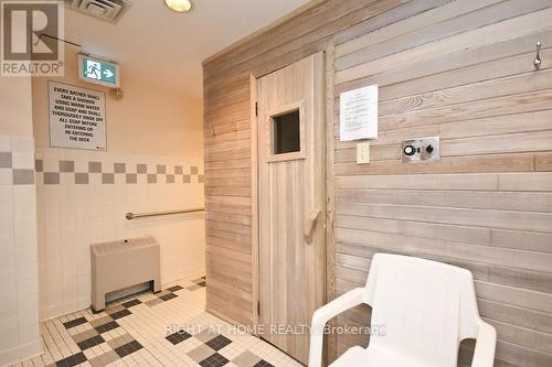 38 Kettering, Ottawa, ON - Indoor Photo Showing Other Room