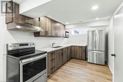 LOWER UNIT - 326 EAST 19TH STREET  Hamilton (Hill Park), ON L9A 4S8