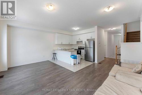 138 Winters Way, Shelburne, ON - Indoor Photo Showing Kitchen
