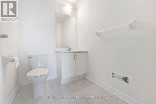 138 Winters Way, Shelburne, ON - Indoor Photo Showing Bathroom