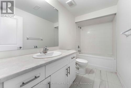 138 Winters Way, Shelburne, ON - Indoor Photo Showing Bathroom