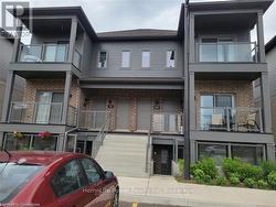 49 - 205 WEST OAK TRAIL  Kitchener, ON N2R 0R9