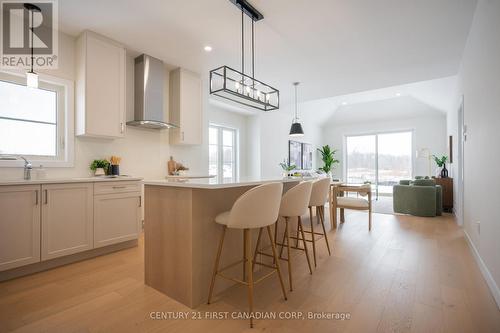 6673 Hayward Drive, London South (South V), ON - Indoor