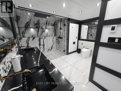 48 Mill Run Gate, Uxbridge, ON - Indoor Photo Showing Other Room