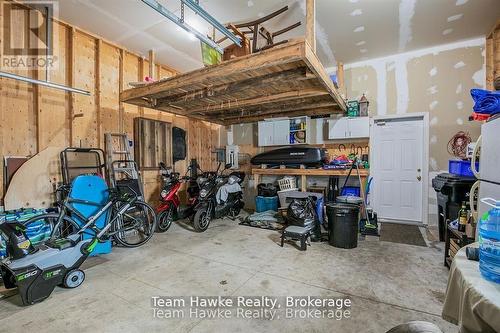 22 Laurier Boulevard, Tiny, ON - Indoor Photo Showing Garage