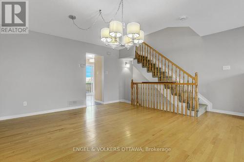 21 Drayton Private, Ottawa, ON - Indoor Photo Showing Other Room